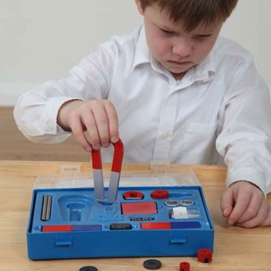 Pequeno kit de magnetismo